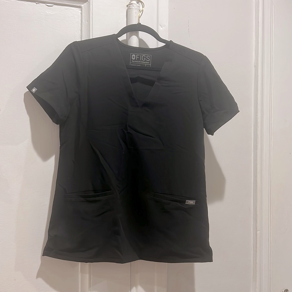 Figs black small pocket scrub top